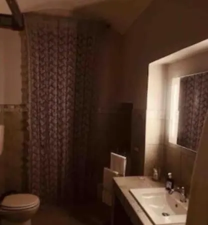 - Parva Domus Daire Napoli